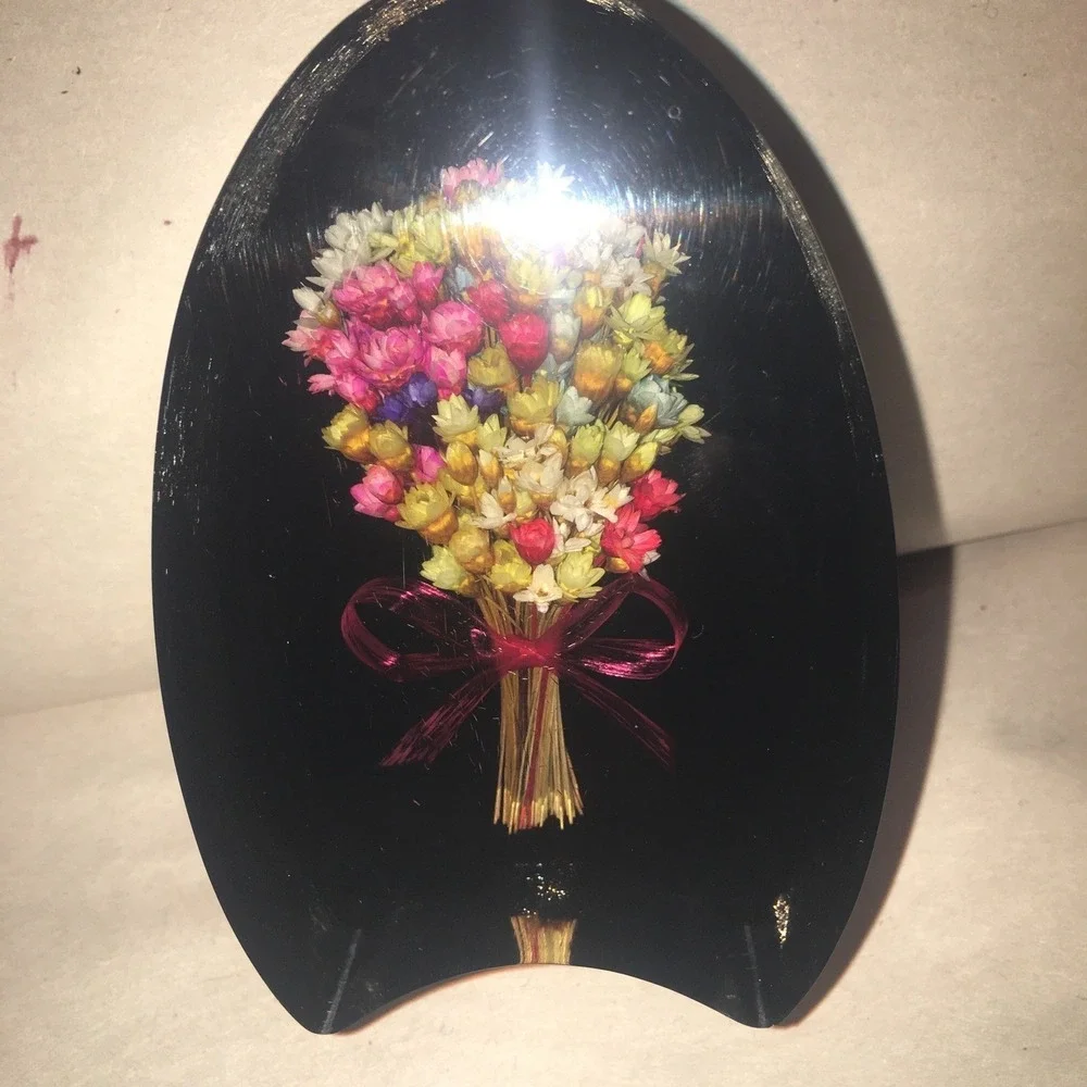 Vintage Lucite acrylic dried flower bouquet paperweight